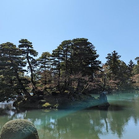 ゆいまーるeast - Yuimaru East Aparthotel Kanazawa Buitenkant foto